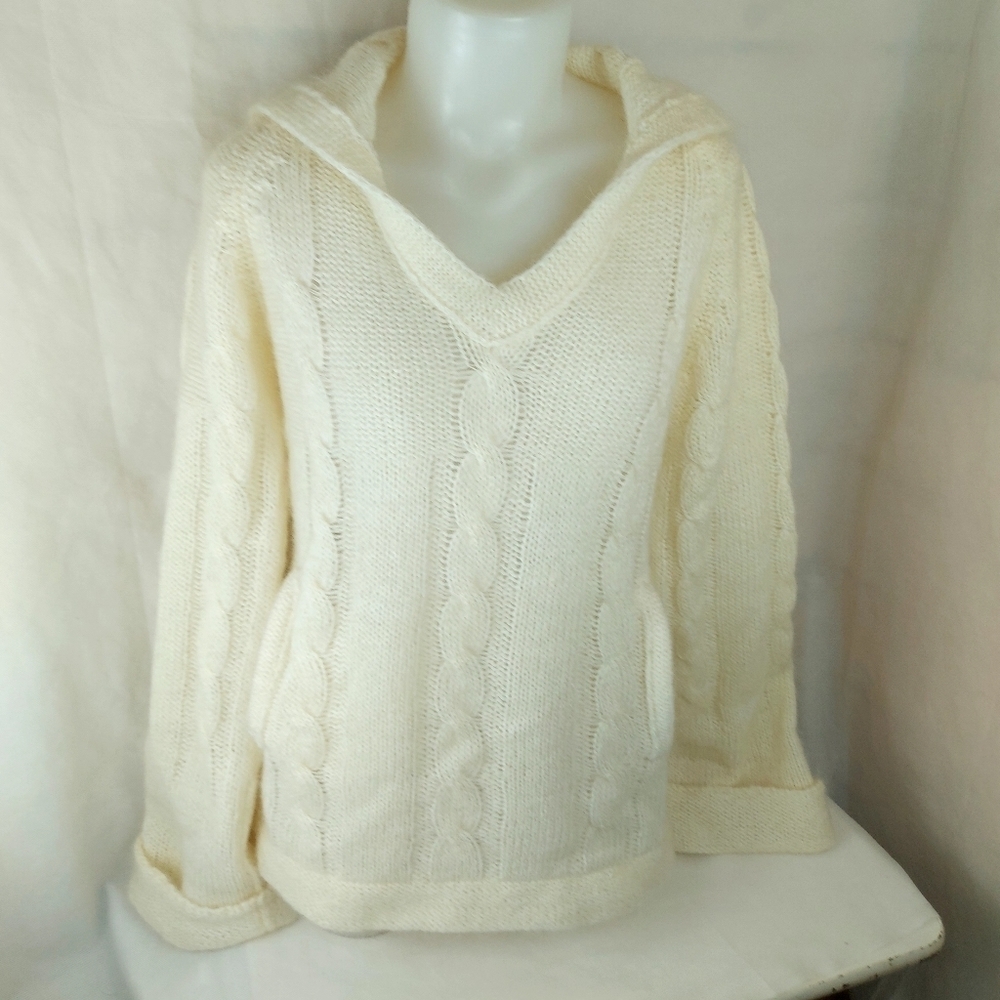 Vintage wool mohair fuzzy cable knit hooded sweater kimono sleeve Size Medium - Picture 10 of 13